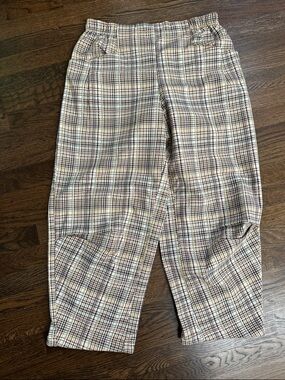 Free People women’s Pull-On Preppy Plaid pants in Cream and Brown. Tapered hem.